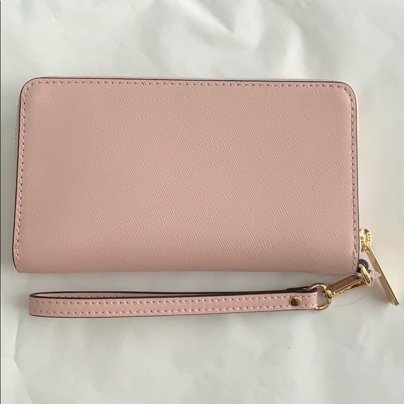 SOLD Michael Kors Large Jet Set Phone Wallet - Picture 7 of 7